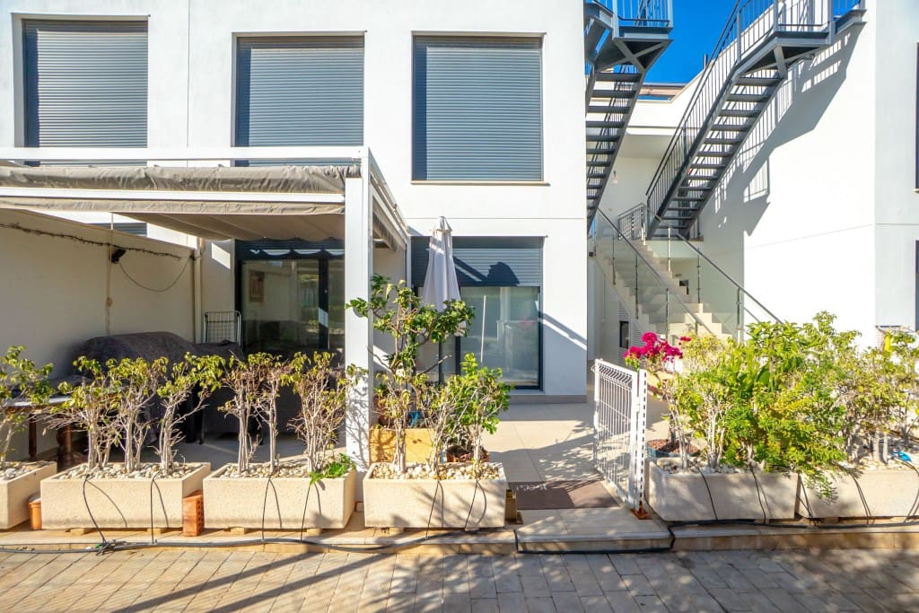 3 soverom Leilighet til salgs i Punta Prima med svømmebasseng - € 295 000 (Ref: 9433140)