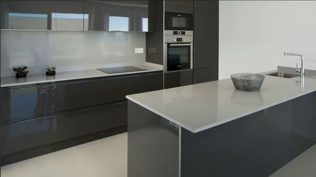 4 makuuhuone Huvila myytävänä paikassa Ciudad Quesada, Rojales mukana uima-altaan 
autotalli - 699 750 € (Ref: 9433143)