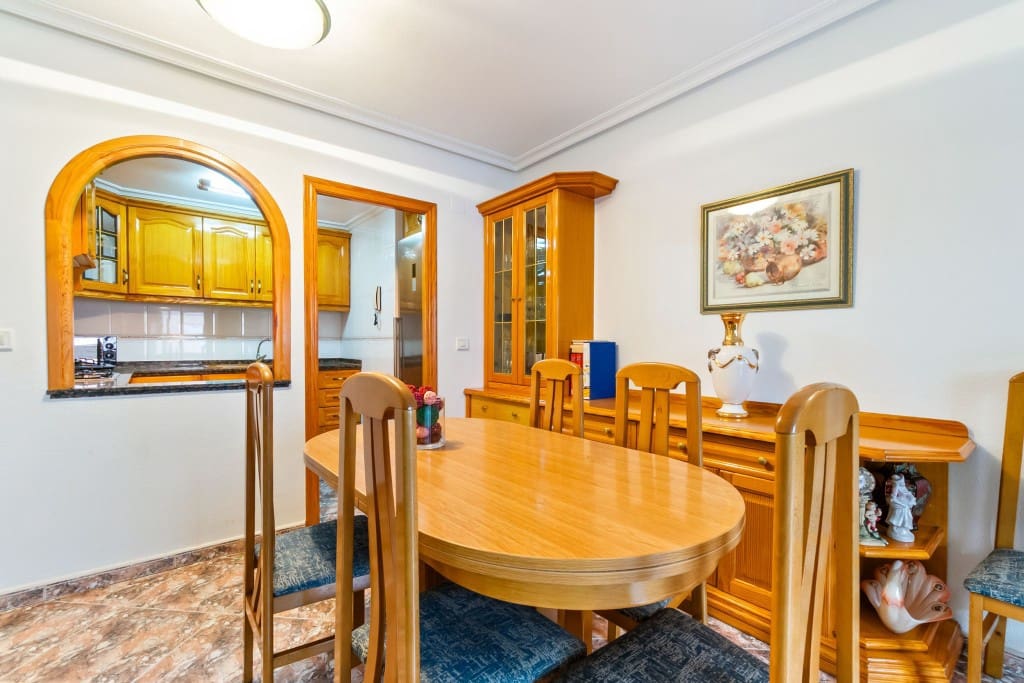 3 slaapkamer Appartement te koop in Torrevieja met garage - € 206.900 (Ref: 9439539)