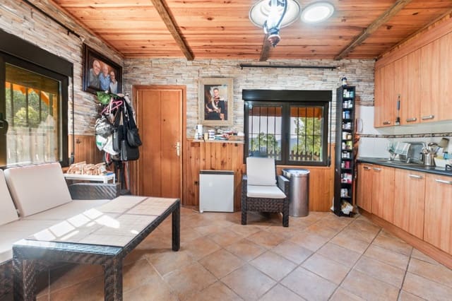 3 soverom Villa til salgs i Murcia by med svømmebasseng garasje - € 590 000 (Ref: 9439540)