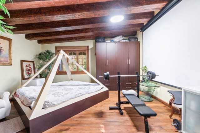 3 soverom Villa til salgs i Murcia by med svømmebasseng garasje - € 590 000 (Ref: 9439540)