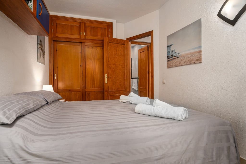 2 sovrum Lägenhet till salu i Nerja med pool - 350 000 € (Ref: 9445861)