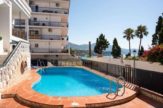 2 sovrum Lägenhet till salu i Nerja med pool - 350 000 € (Ref: 9445861)