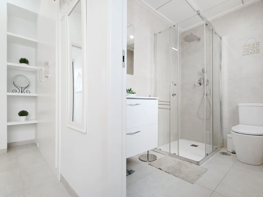 3 soveværelse Semi-Rækkehus til salg i Villamartin med swimmingpool - € 395.000 (Ref: 9445865)