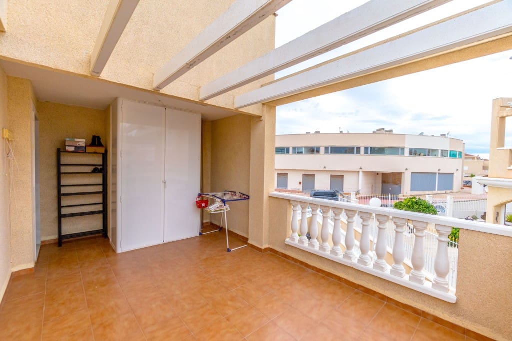 2 soverom Hus til salgs i Playa Flamenca med svømmebasseng garasje - € 265 000 (Ref: 9448876)