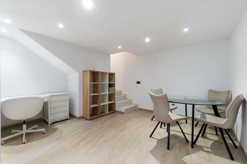 4 soverom Kjedet enebolig til salgs i Villamartin med svømmebasseng - € 499 900 (Ref: 9450246)