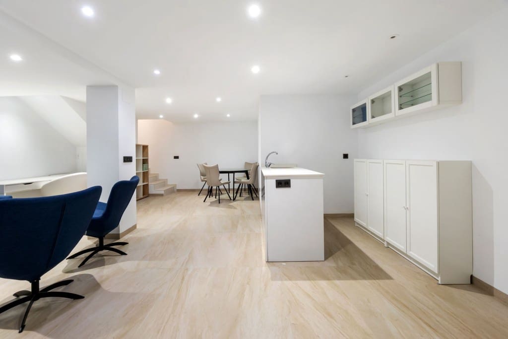 4 soverom Kjedet enebolig til salgs i Villamartin med svømmebasseng - € 499 900 (Ref: 9450246)