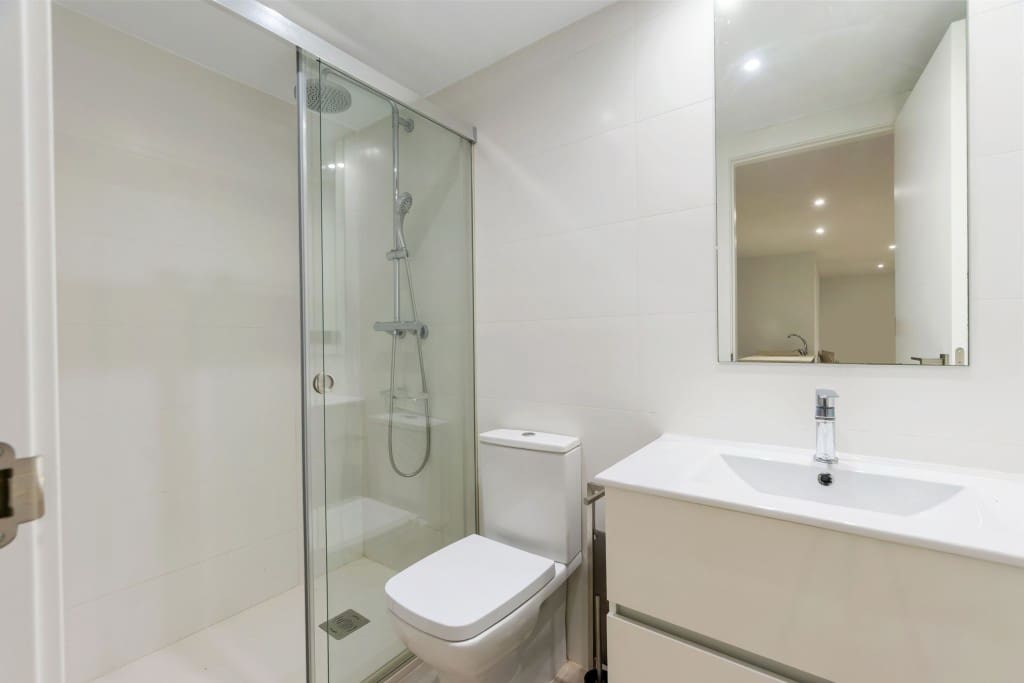 4 soverom Kjedet enebolig til salgs i Villamartin med svømmebasseng - € 499 900 (Ref: 9450246)