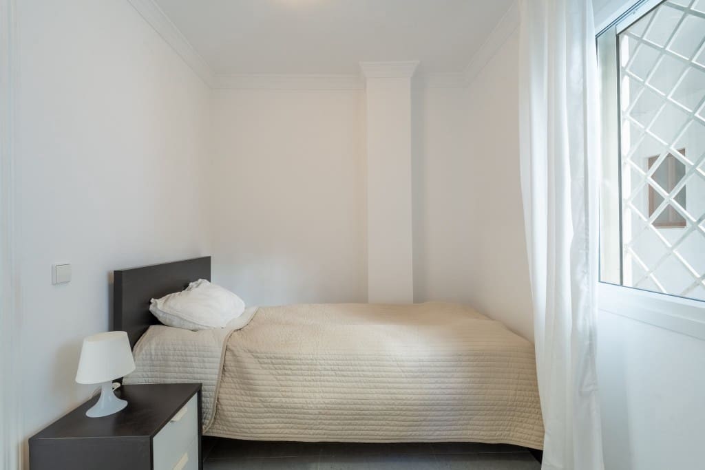 3 makuuhuone Huoneisto myytävänä paikassa Nueva Andalucia mukana uima-altaan - 749 000 € (Ref: 9450247)