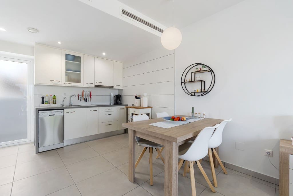 2 soverom Penthouse til salgs i Aguas Nuevas med svømmebasseng - € 239 999 (Ref: 9450248)