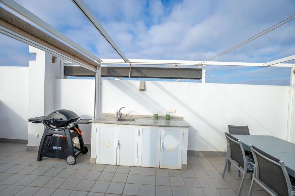 2 soverom Penthouse til salgs i Aguas Nuevas med svømmebasseng - € 239 999 (Ref: 9450248)