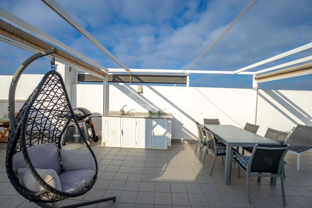 2 soverom Penthouse til salgs i Aguas Nuevas med svømmebasseng - € 239 999 (Ref: 9450248)