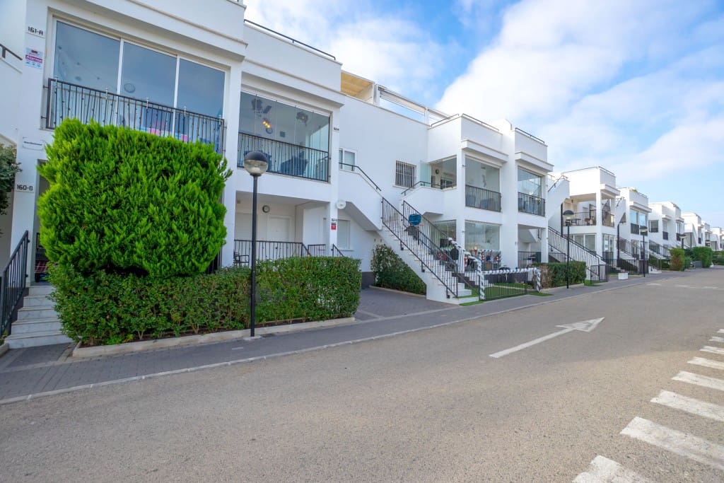 2 soverom Penthouse til salgs i Aguas Nuevas med svømmebasseng - € 239 999 (Ref: 9450248)