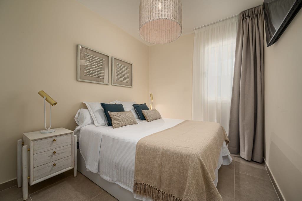 2 slaapkamer Appartement te koop in Nerja met zwembad - € 738.900 (Ref: 9450250)