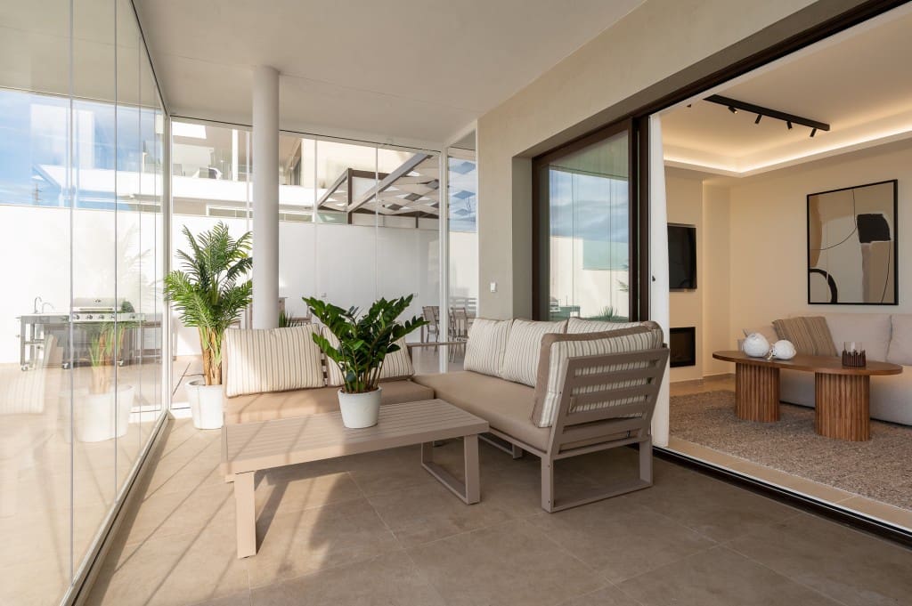 2 slaapkamer Appartement te koop in Nerja met zwembad - € 738.900 (Ref: 9450250)