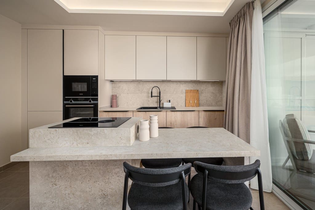 2 slaapkamer Appartement te koop in Nerja met zwembad - € 738.900 (Ref: 9450250)