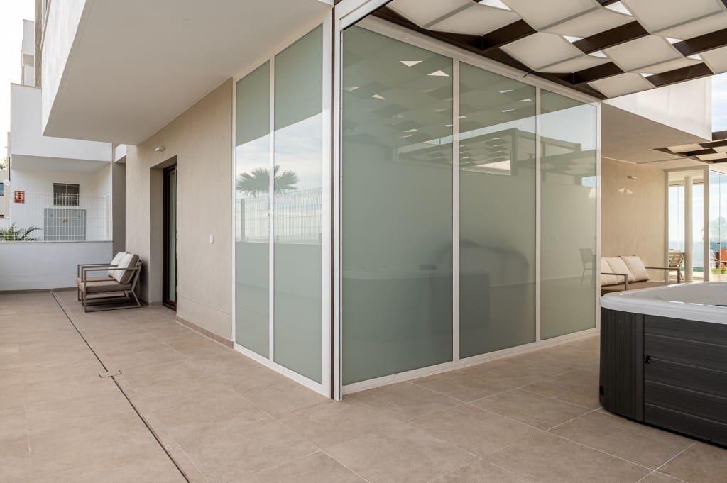 2 slaapkamer Appartement te koop in Nerja met zwembad - € 738.900 (Ref: 9450250)