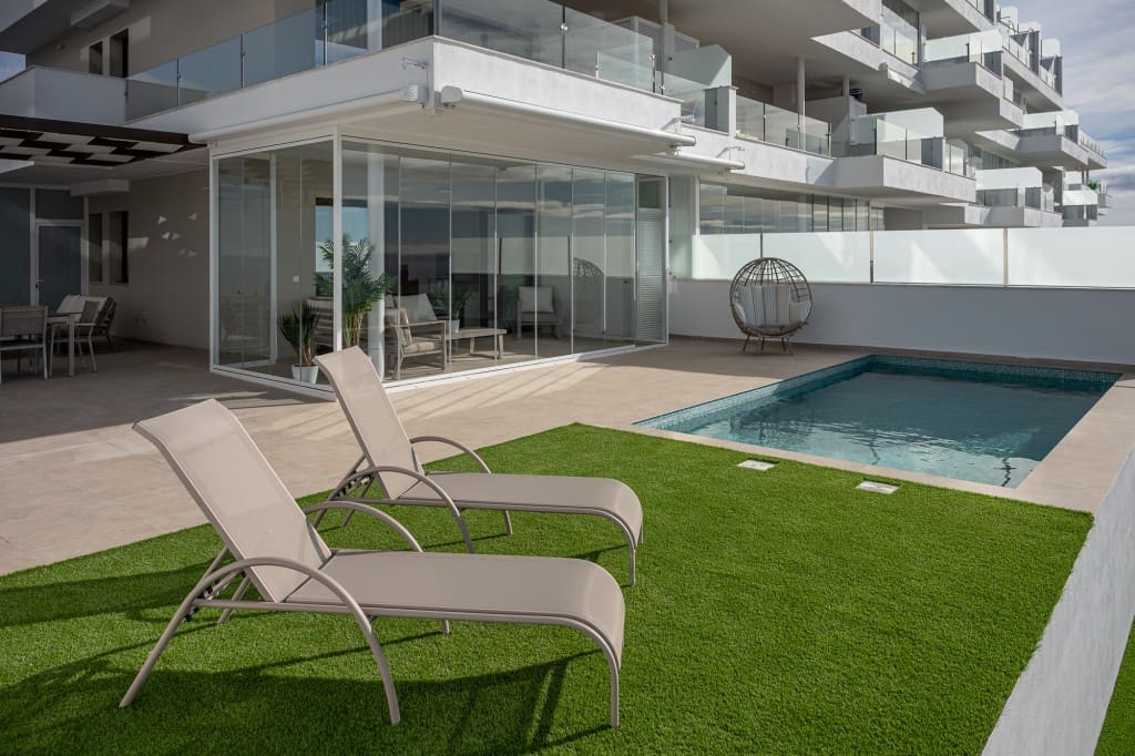 2 slaapkamer Appartement te koop in Nerja met zwembad - € 738.900 (Ref: 9450250)