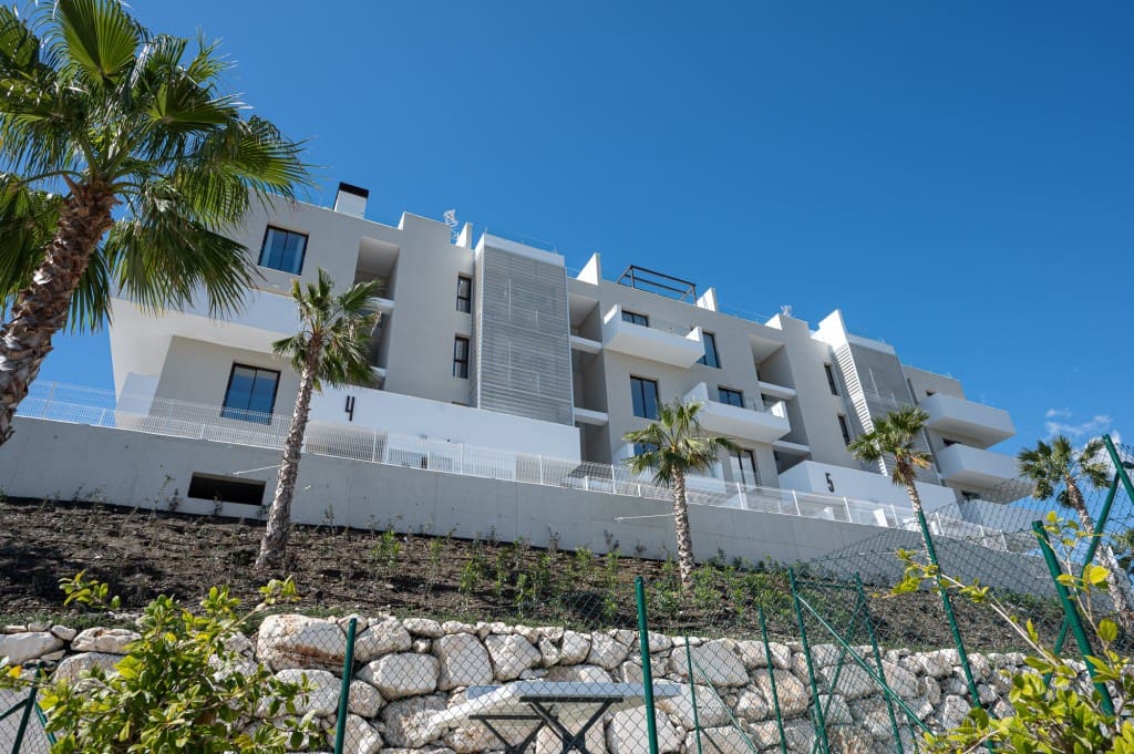 2 slaapkamer Appartement te koop in Nerja met zwembad - € 738.900 (Ref: 9450250)