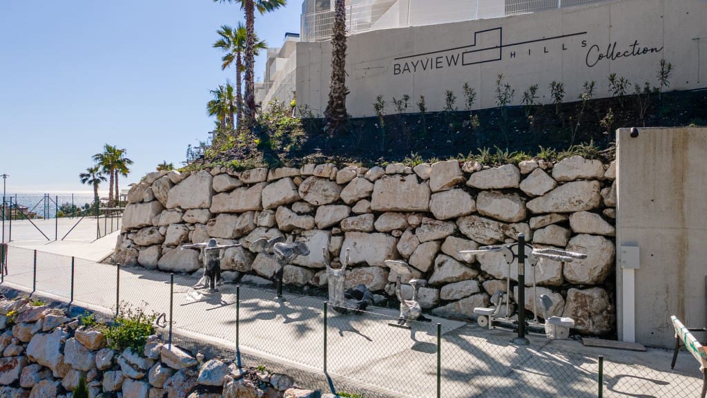 2 slaapkamer Appartement te koop in Nerja met zwembad - € 738.900 (Ref: 9450250)