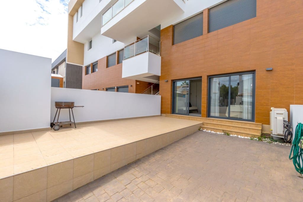 2 sovrum Lägenhet till salu i Villamartin med pool - 259 900 € (Ref: 9450251)