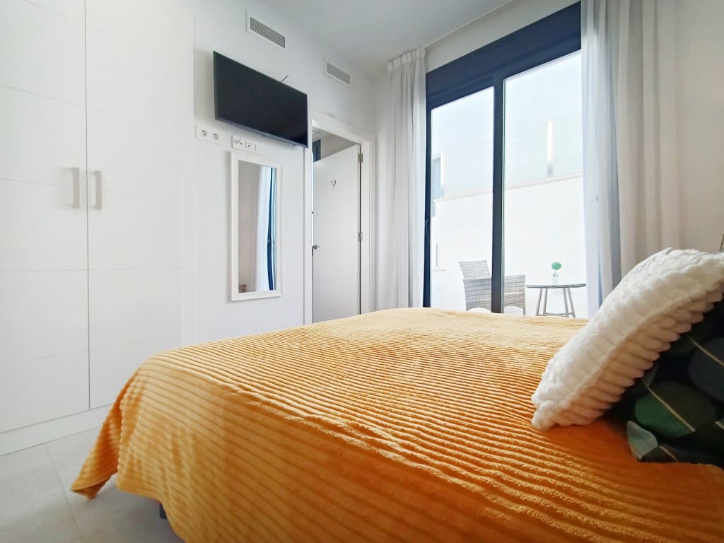 3 sovrum Semi-fristående Villa till salu i Villamartin med pool - 410 000 € (Ref: 9455915)