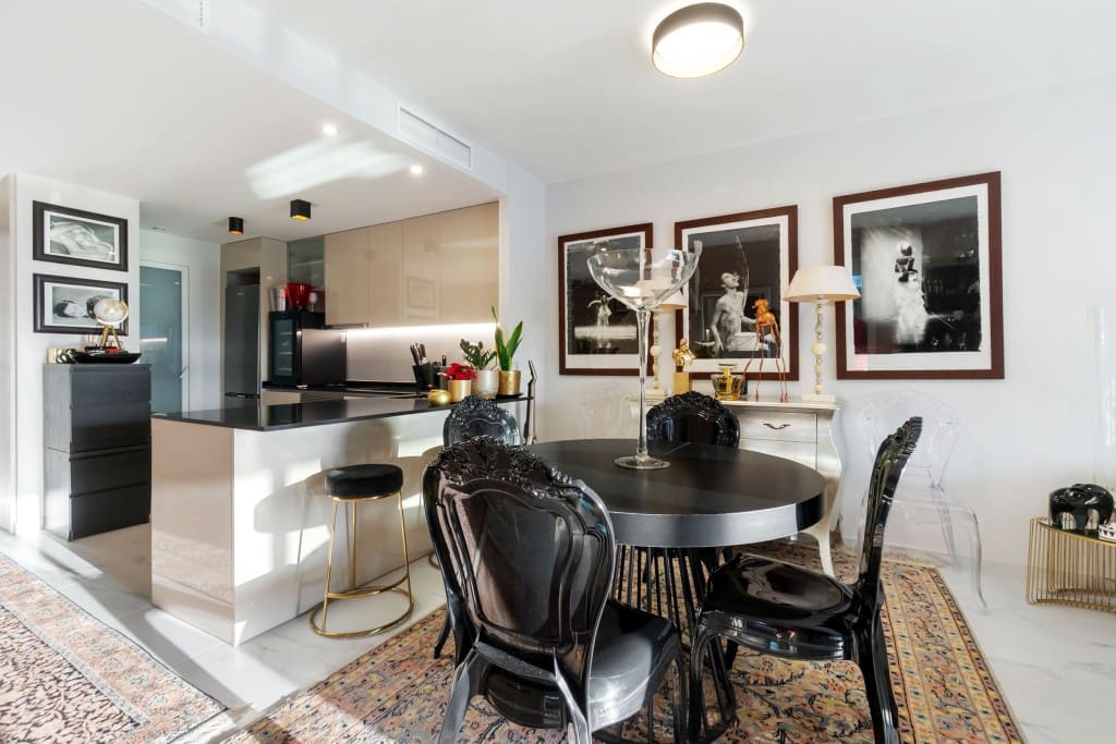 2 makuuhuone Kattohuoneisto myytävänä paikassa Playa Flamenca mukana uima-altaan 
autotalli - 499 000 € (Ref: 9455916)