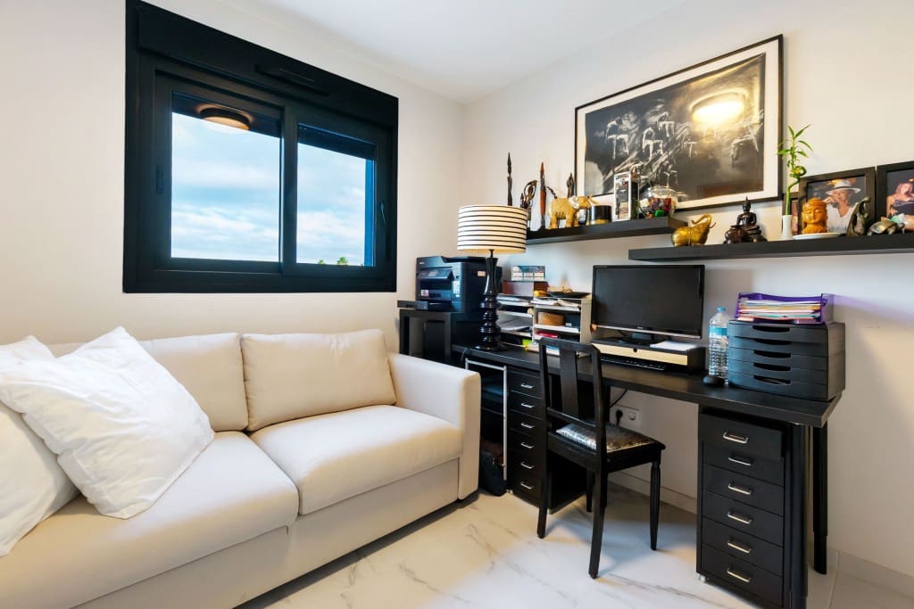 2 makuuhuone Kattohuoneisto myytävänä paikassa Playa Flamenca mukana uima-altaan 
autotalli - 499 000 € (Ref: 9455916)