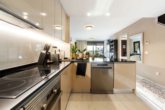 2 slaapkamer Penthouse te koop in Playa Flamenca, Orihuela met zwembad garage - € 499.000 (Ref: 9455916)