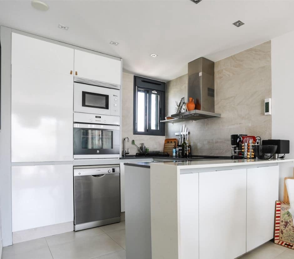 2 sovrum Takvåning till salu i Punta Prima med pool garage - 289 000 € (Ref: 9455917)