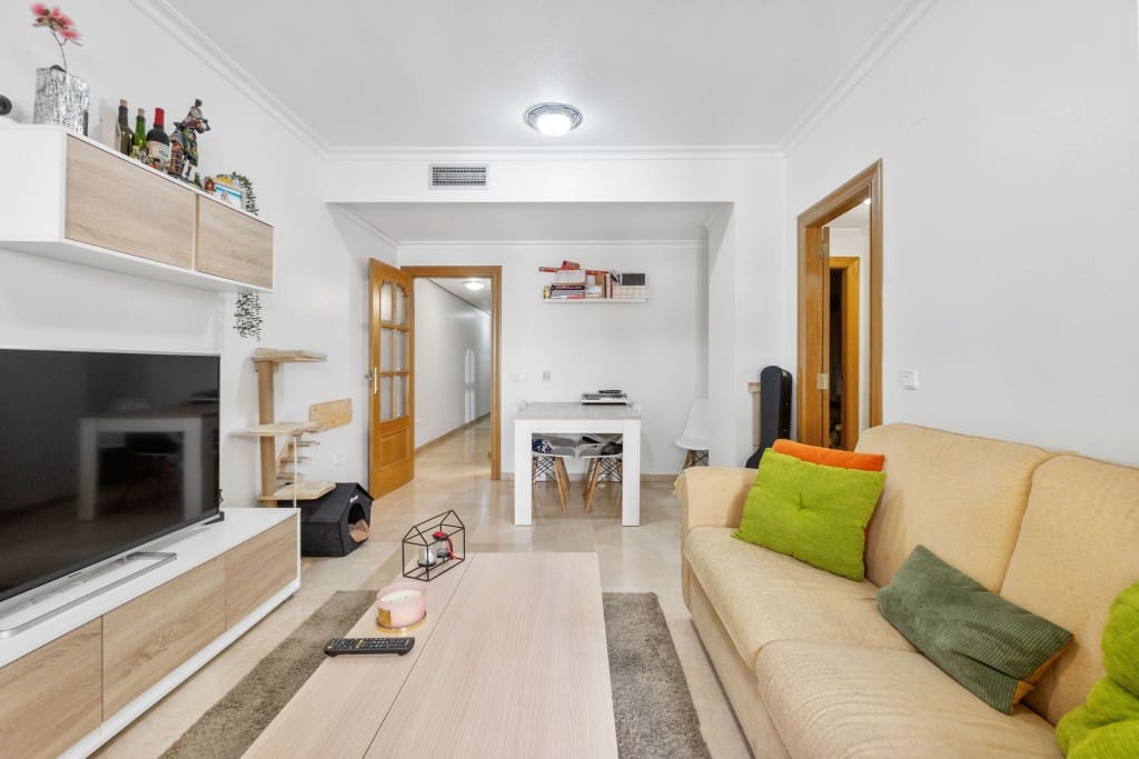 Apartamento de 3 habitaciones en Torrevieja en venta - 234.900 € (Ref: 9461146)