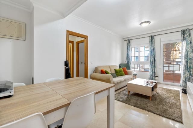 Apartamento de 3 habitaciones en Torrevieja en venta - 234.900 € (Ref: 9461146)