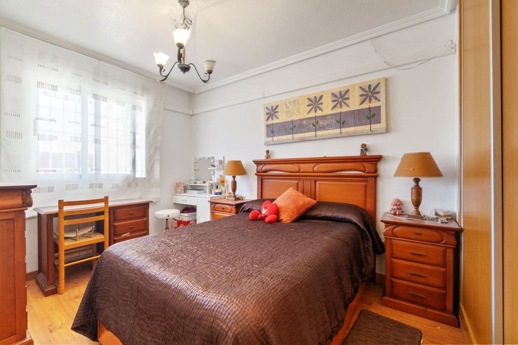 3 sovrum Takvåning till salu i Torrevieja med garage - 314 900 € (Ref: 9468153)