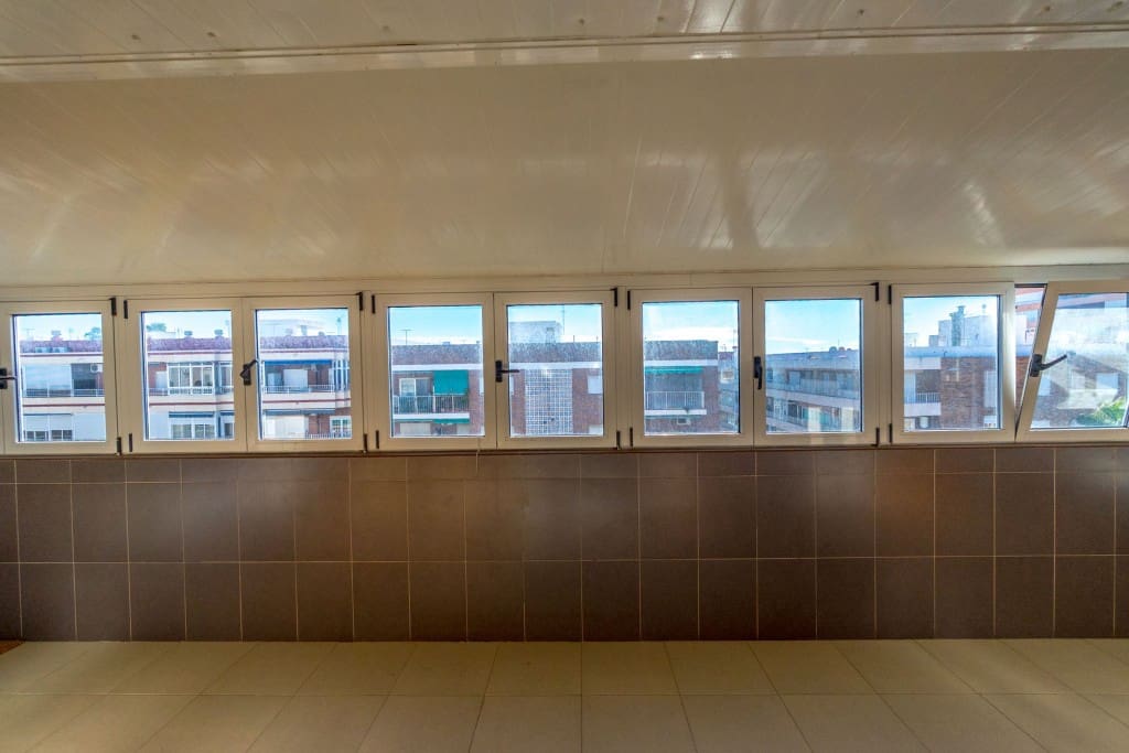 3 sovrum Takvåning till salu i Torrevieja med garage - 314 900 € (Ref: 9468153)