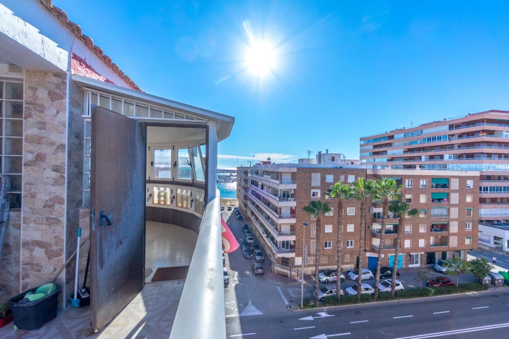 3 sovrum Takvåning till salu i Torrevieja med garage - 314 900 € (Ref: 9468153)