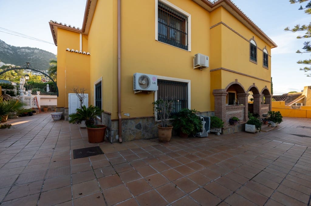 7 camera da letto Villa in vendita in Alhaurin de la Torre con piscina garage - 815.000 € (Rif: 9470515)