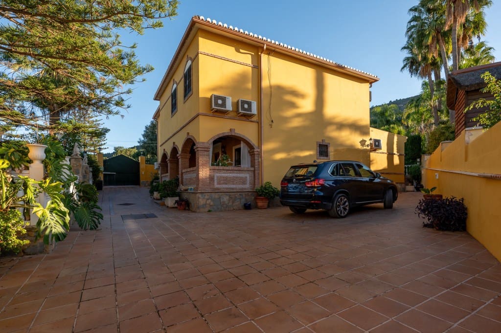 7 camera da letto Villa in vendita in Alhaurin de la Torre con piscina garage - 815.000 € (Rif: 9470515)