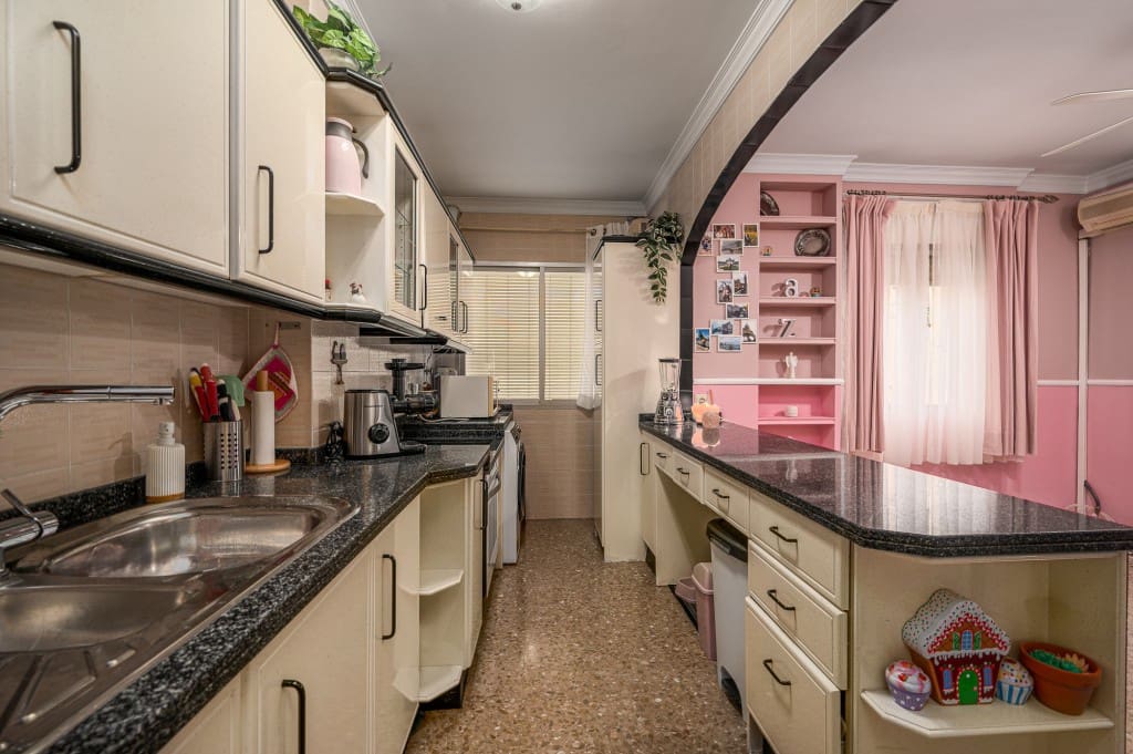 3 sypialnia Apartament na sprzedaż w Nerja z garażem - 399 000 € (Ref: 9470516)