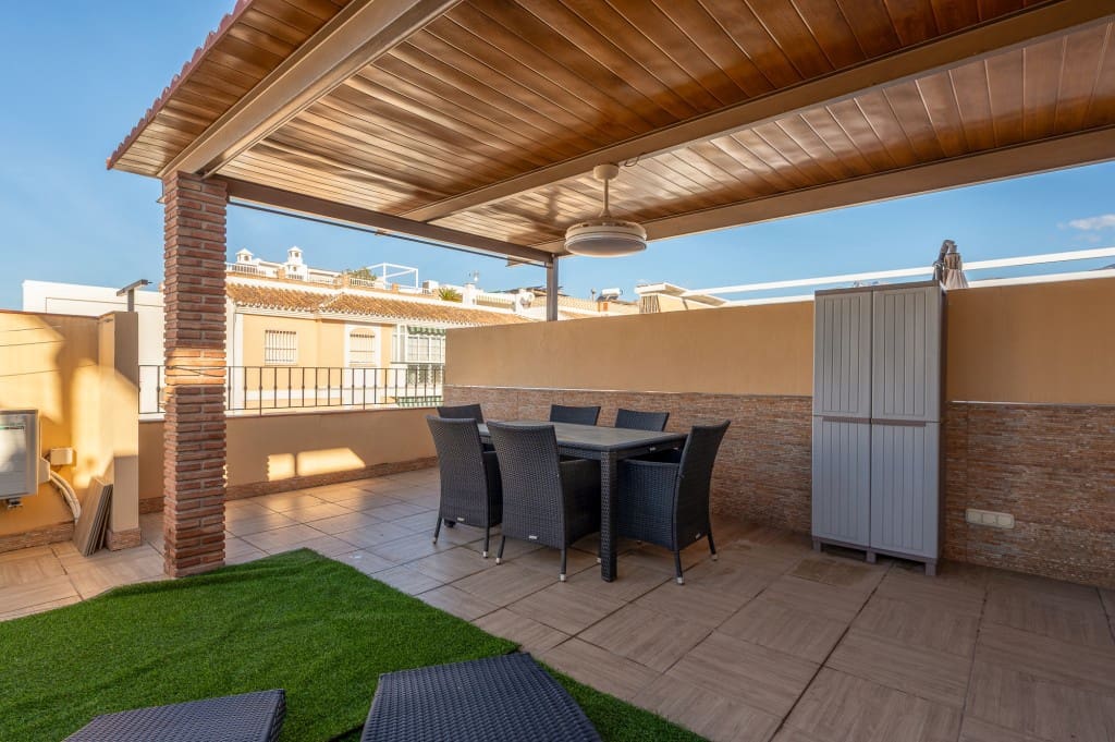 3 sypialnia Apartament na sprzedaż w Nerja z garażem - 399 000 € (Ref: 9470516)