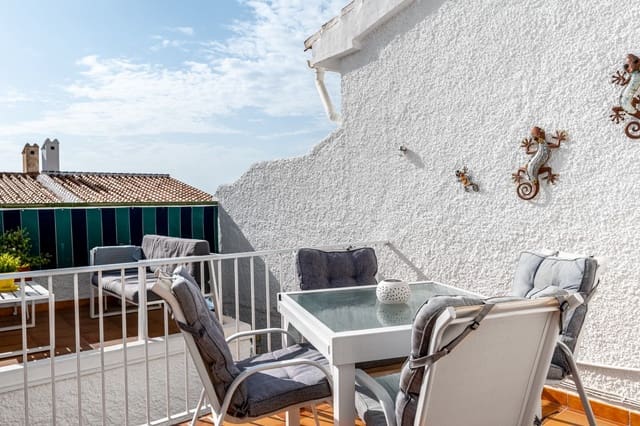 2 sovrum Lägenhet till salu i Nerja med pool - 205 000 € (Ref: 9470518)