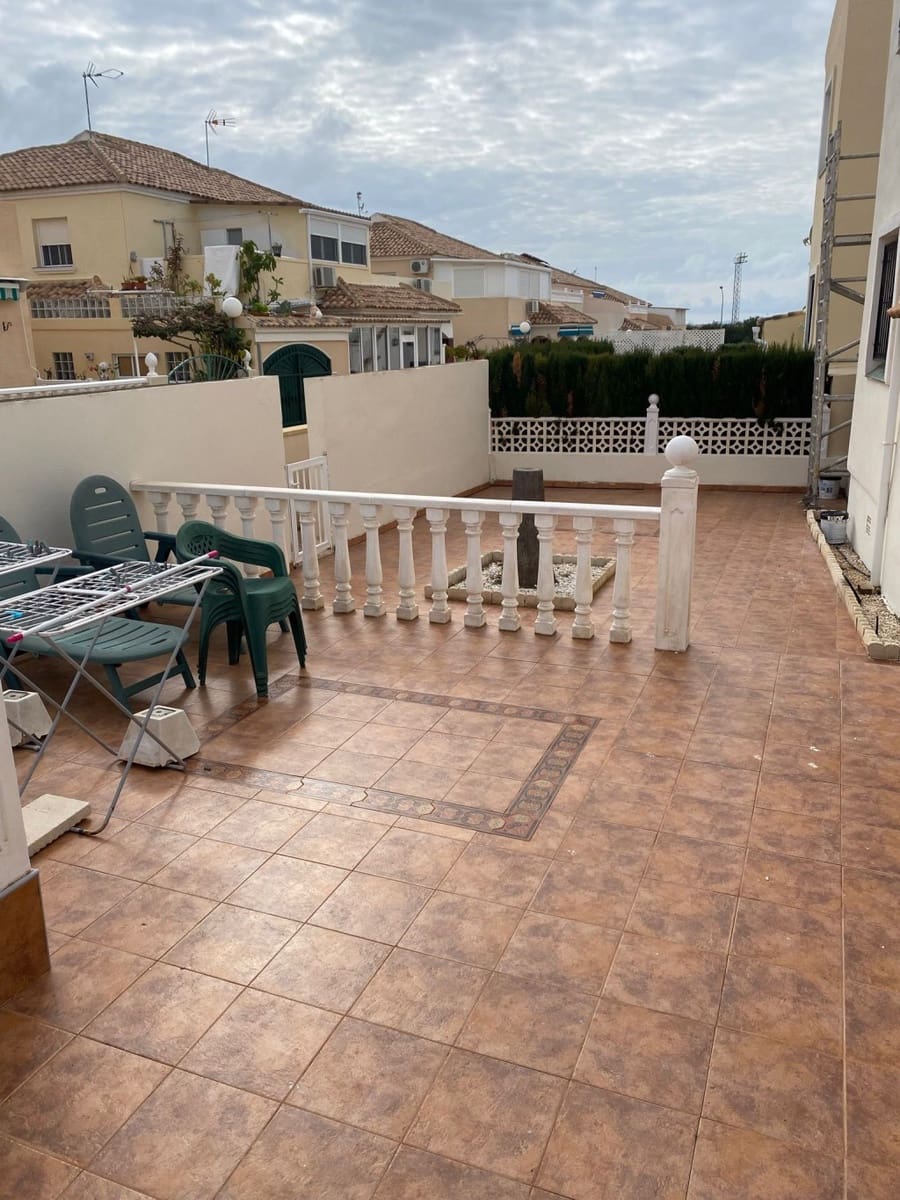 3 quarto Casa em Banda para venda em Playa Flamenca com piscina - 249 000 € (Ref: 9470519)