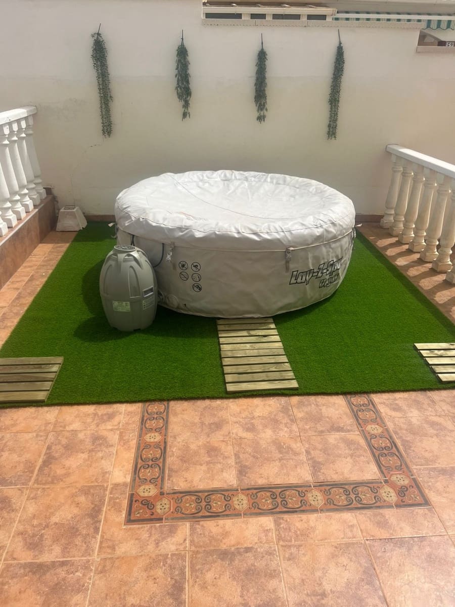 3 quarto Casa em Banda para venda em Playa Flamenca com piscina - 249 000 € (Ref: 9470519)