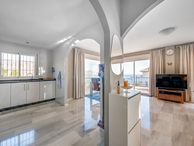 3 quarto Moradia para venda em Torrox-Costa, Torrox com piscina - 825 000 € (Ref: 9473863)