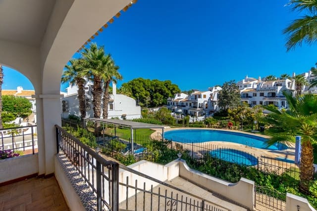 3 quarto Casa em Banda para venda em Villamartin, Orihuela com piscina - 274 900 € (Ref: 9475918)