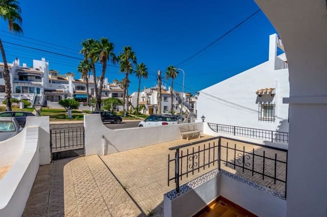 3 quarto Casa em Banda para venda em Villamartin, Orihuela com piscina - 274 900 € (Ref: 9475918)