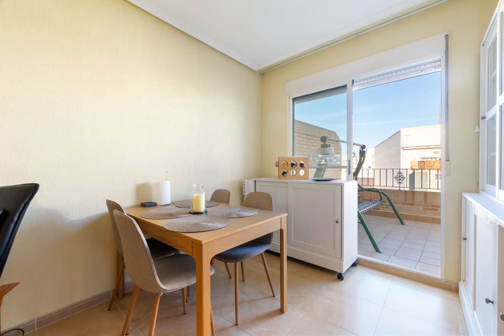 2 camera da letto Attico in vendita in Torrevieja con garage - 189.000 € (Rif: 9475922)