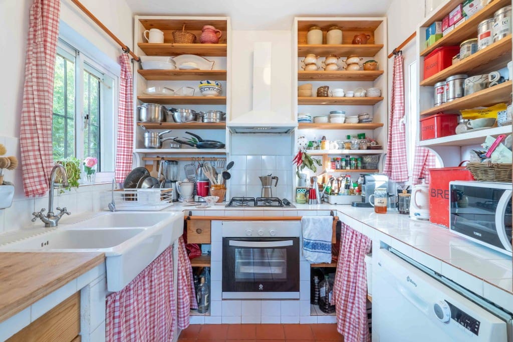 3 sypialnia Willa na sprzedaż w Estepona z basenem garażem - 945 000 € (Ref: 9475923)