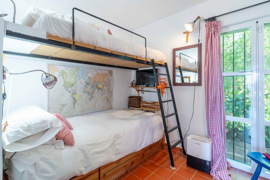 3 sovrum Villa till salu i Estepona med pool garage - 890 000 € (Ref: 9475923)