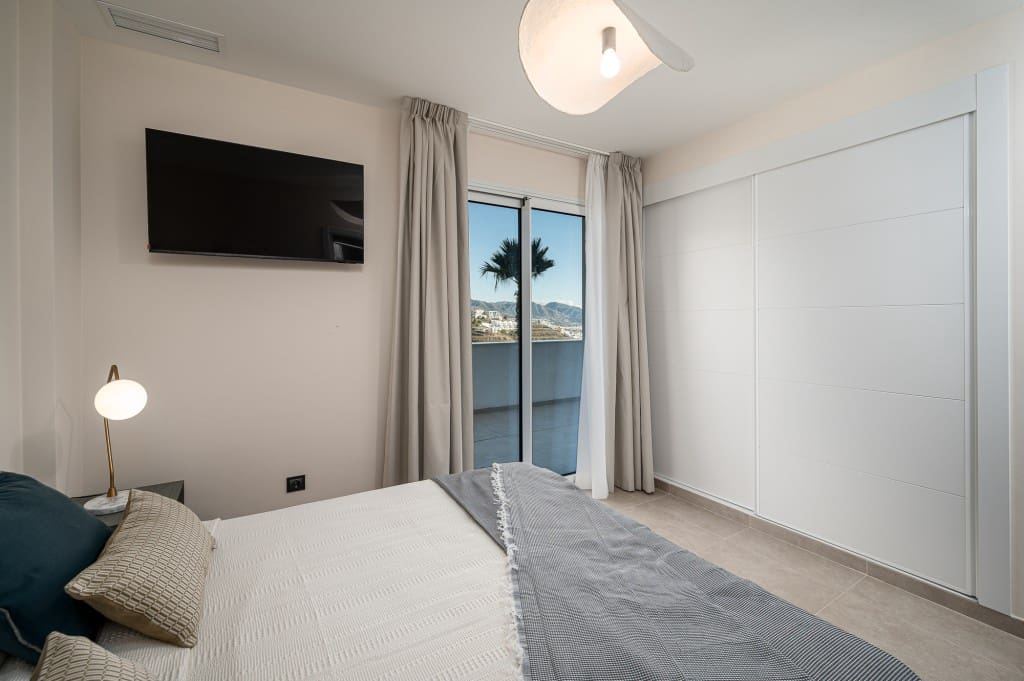 2 bedroom Apartment for sale in Nerja with pool - € 532,900 (Ref: 9480948)