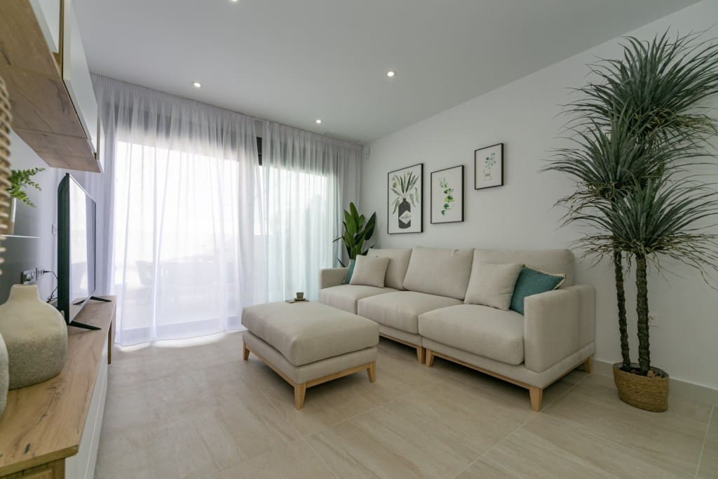 3 makuuhuone Huoneisto myytävänä paikassa Los Balcones mukana uima-altaan - 330 000 € (Ref: 9480954)